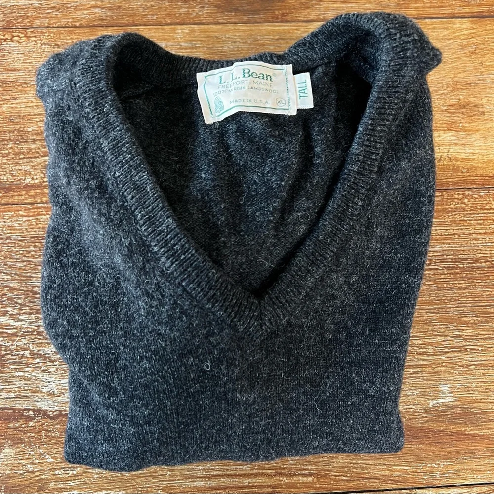 Vintage LL Bean Virgin LambsWool V-Neck Sweater Gray Made in USA XL Tall 1980s
